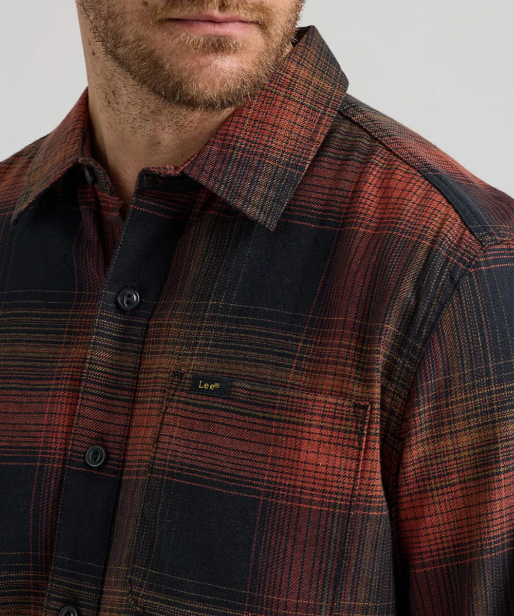 Lee Men's Extreme Motion Plaid Flannel Shirt - Sweet Maple Black - Image 3