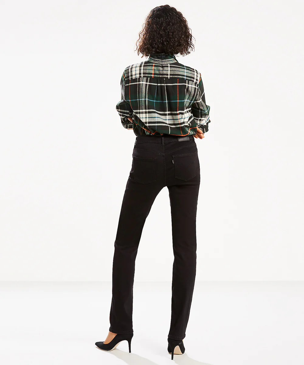 Levi's Women's Classic Straight Jeans - Soft Black - Image 6