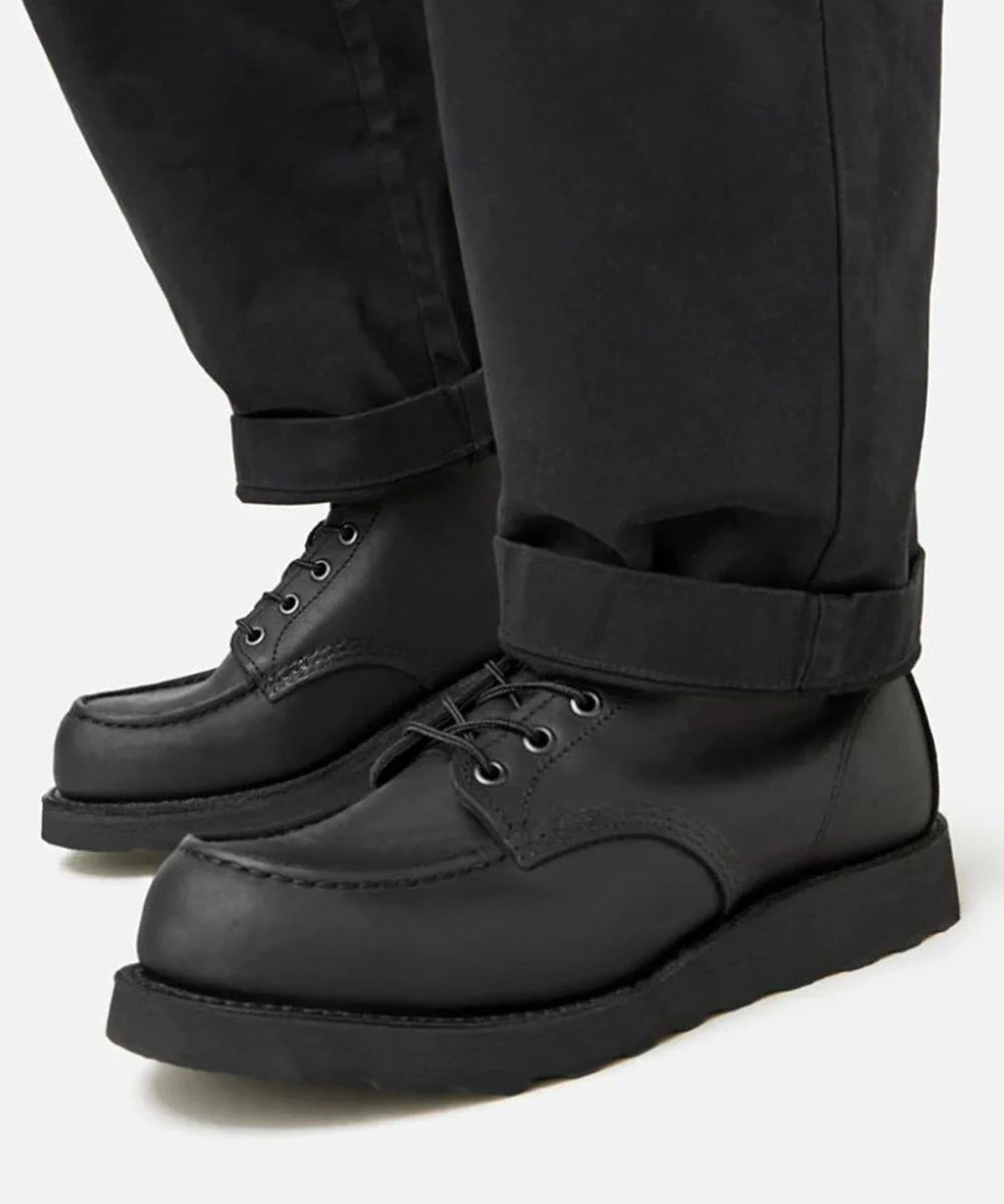 Red Wing Heritage 6-inch Classic Moc Toe Boots - Black Harness - Image 3